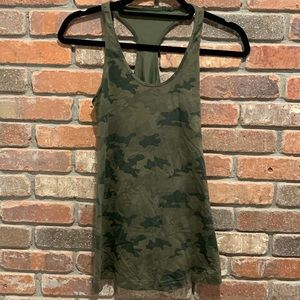 Women’s Lululemon Tank Top